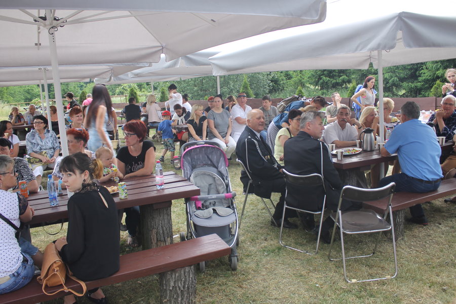 Dobrą zabawę przerwała ulewa