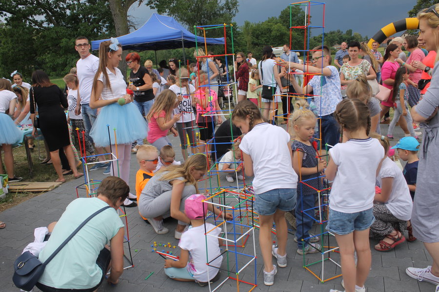 Dobrą zabawę przerwała ulewa