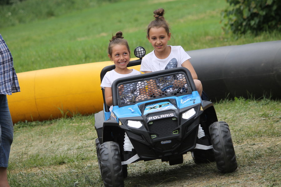 Dobrą zabawę przerwała ulewa