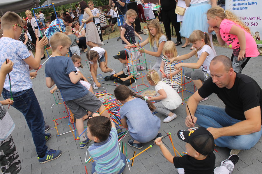 Dobrą zabawę przerwała ulewa