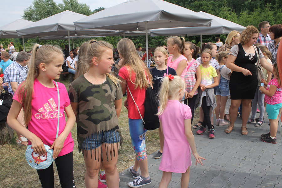 Dobrą zabawę przerwała ulewa