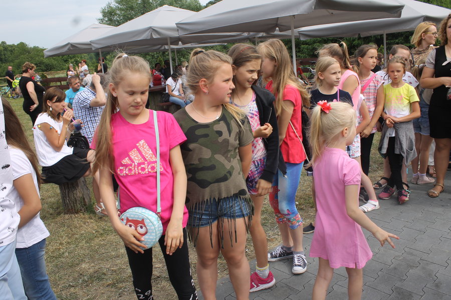 Dobrą zabawę przerwała ulewa