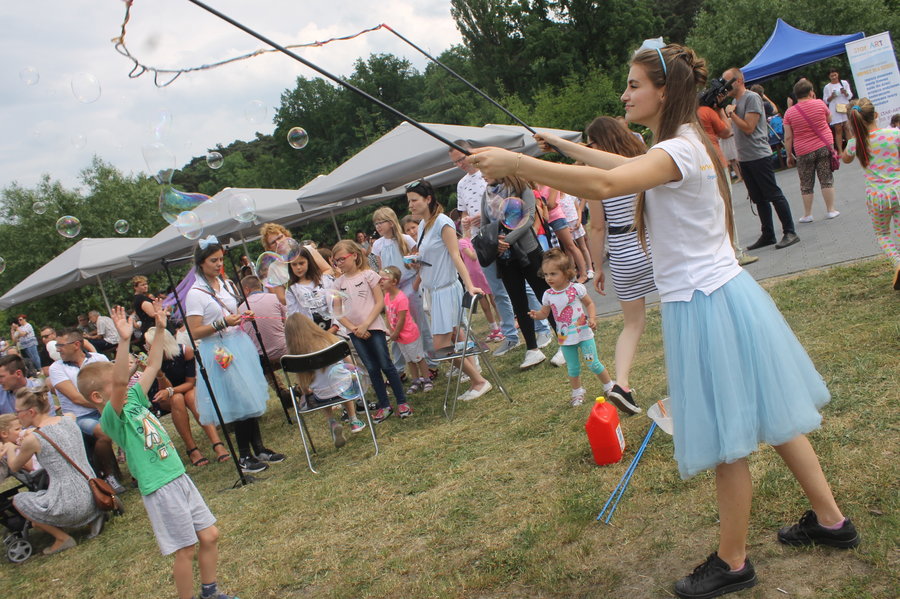 Dobrą zabawę przerwała ulewa