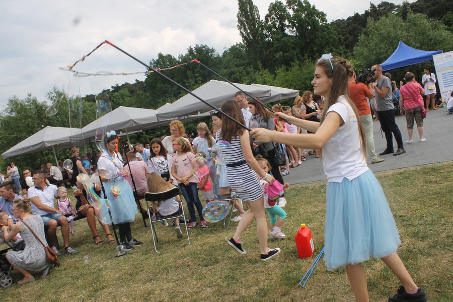 Dobrą zabawę przerwała ulewa