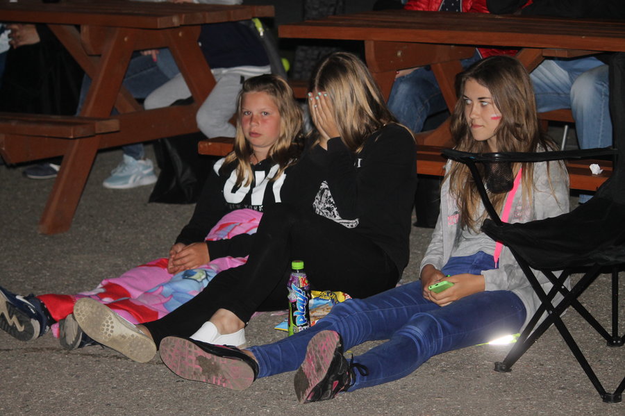 Nocne kino w Stanicy u Potworowskich