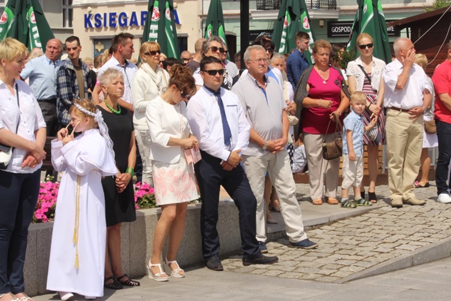 Procesja przeszła ulicami Gostynia - film