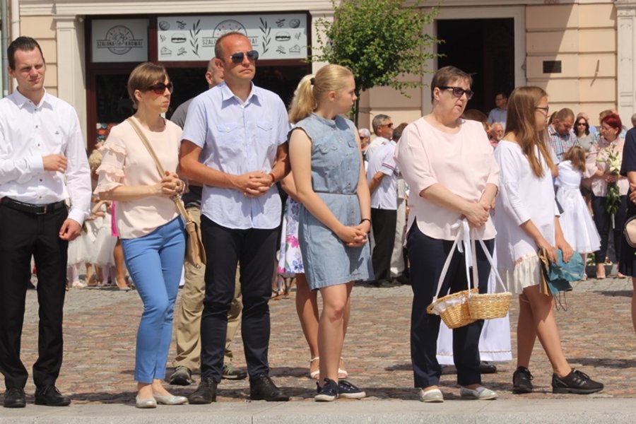 Procesja przeszła ulicami Gostynia - film