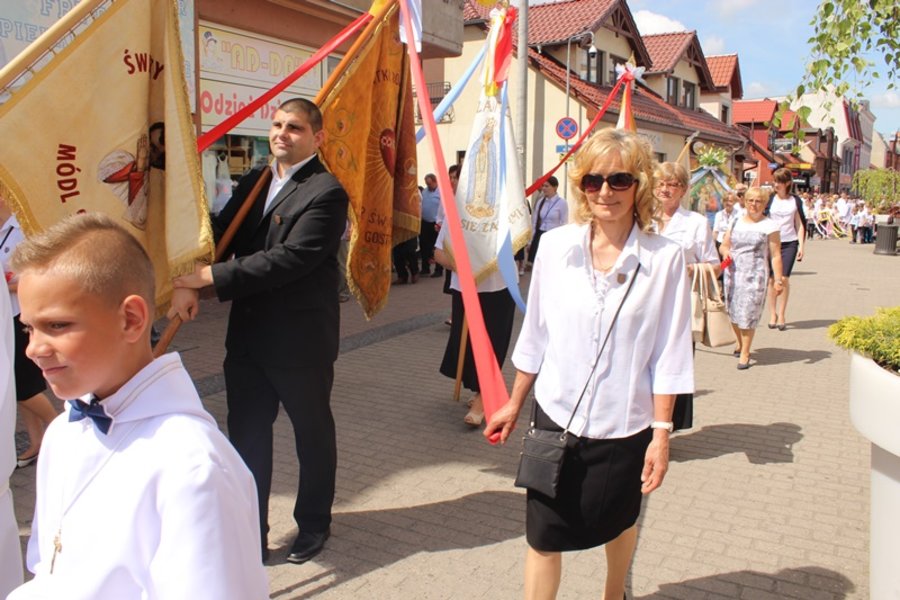 Procesja przeszła ulicami Gostynia - film