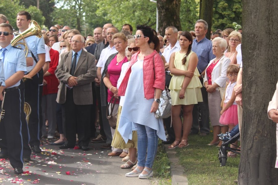 Procesja przeszła ulicami Gostynia - film