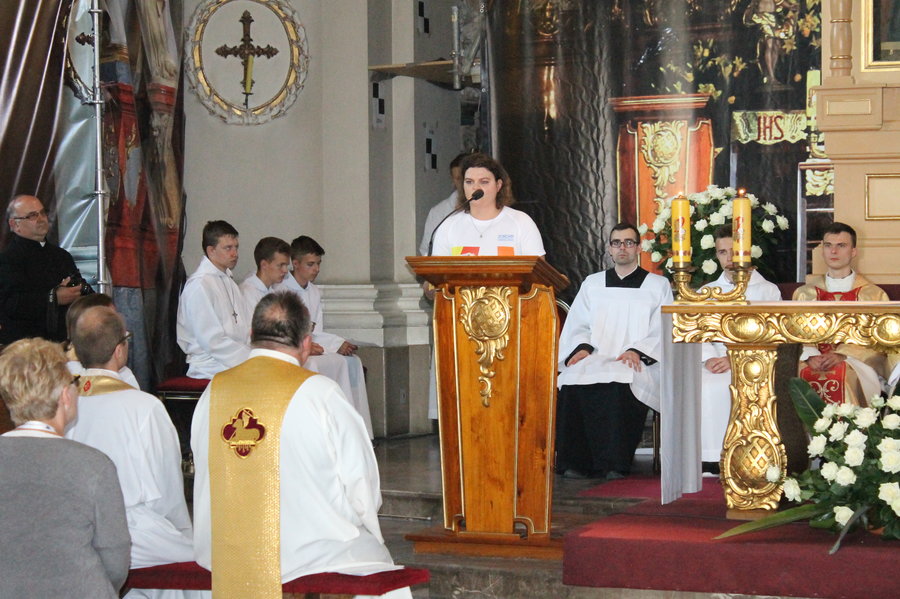 Setki młodych na Świętej Górze