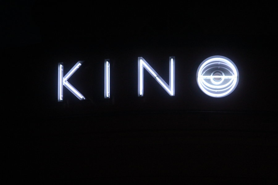 Kino mruga do mieszkańców