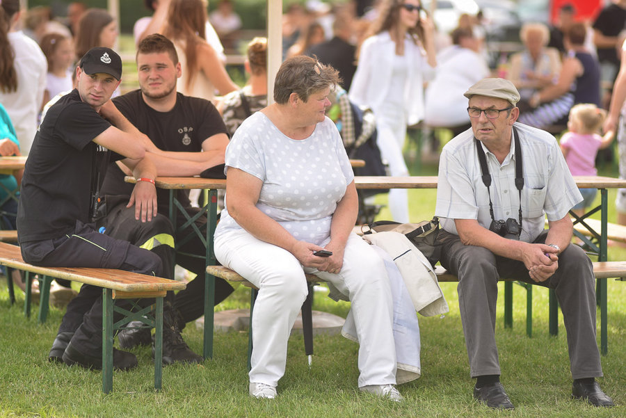Parafiada ściąga całe rodziny (FILM i FOTO)