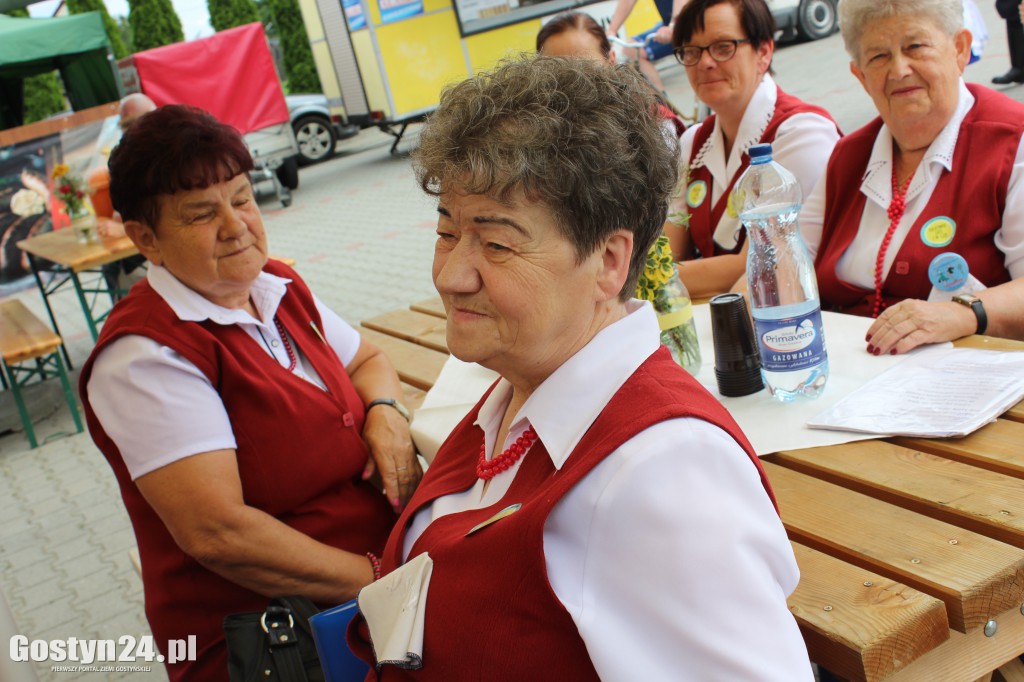 Spódnice zawirowały na parkiecie