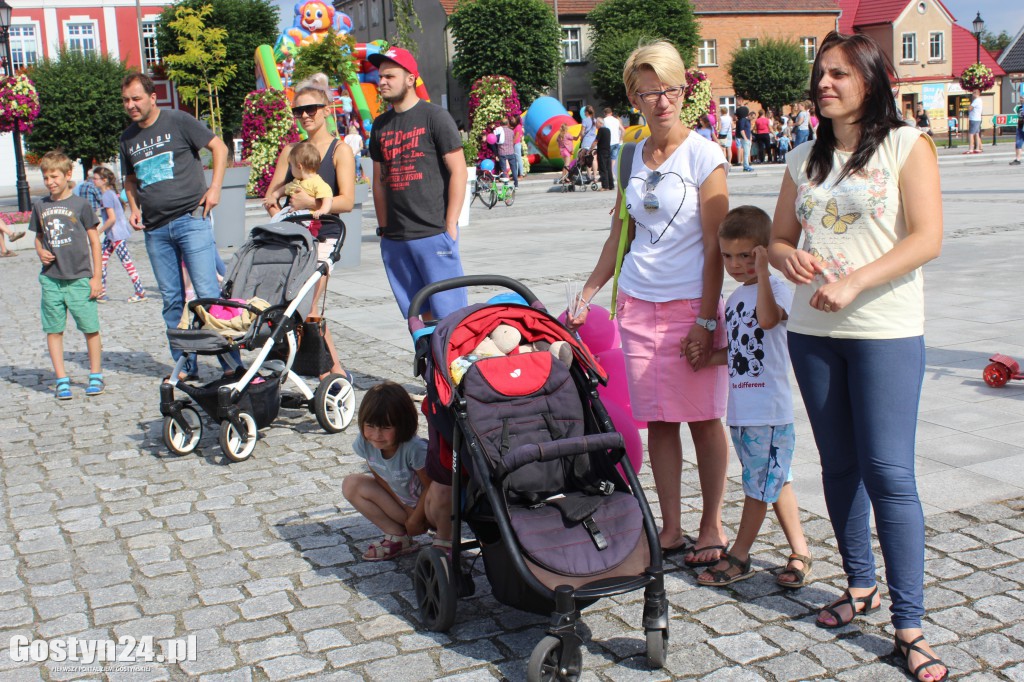 Pirackie zabawy na gostyńskim rynku