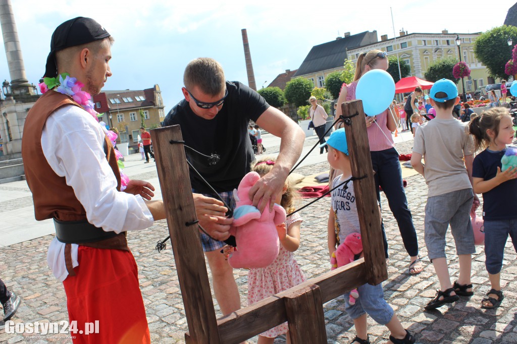 Pirackie zabawy na gostyńskim rynku