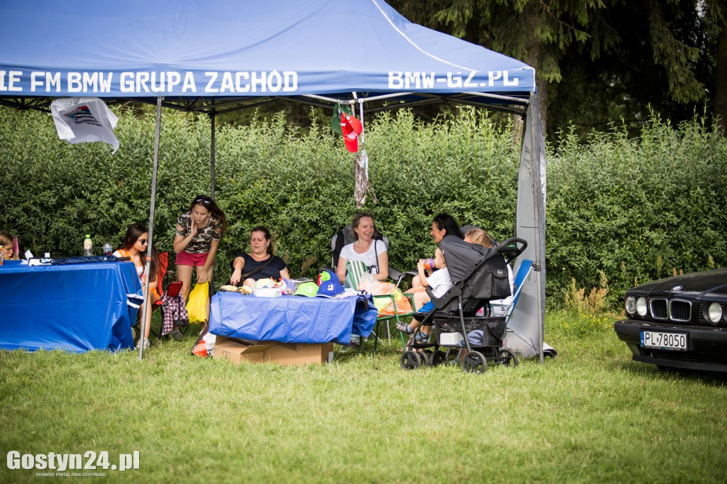 Nie tylko pasjonaci wsparli Julkę