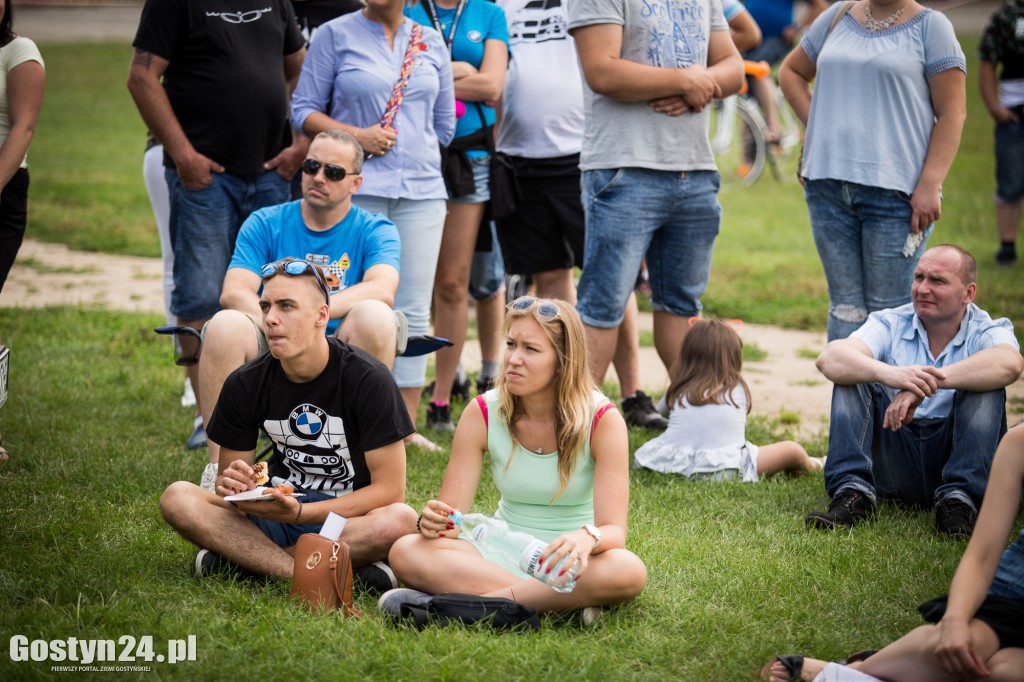 Nie tylko pasjonaci wsparli Julkę
