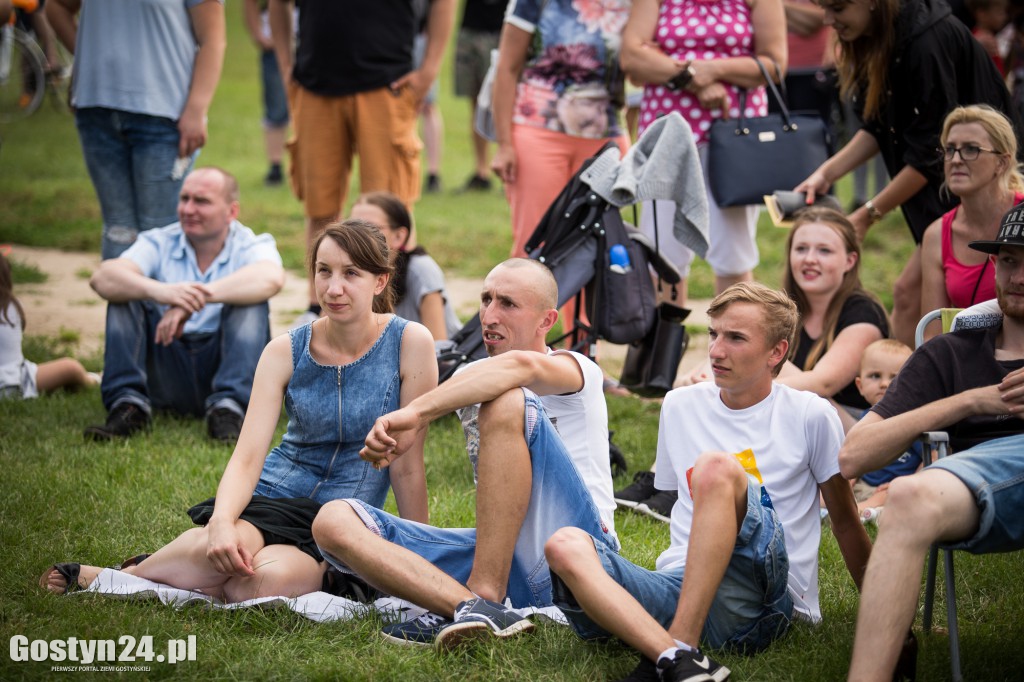 Nie tylko pasjonaci wsparli Julkę
