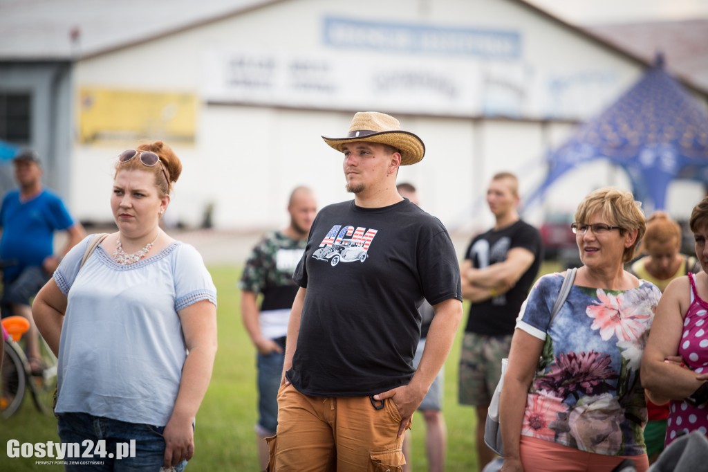 Nie tylko pasjonaci wsparli Julkę