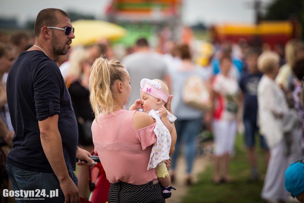 Nie tylko pasjonaci wsparli Julkę