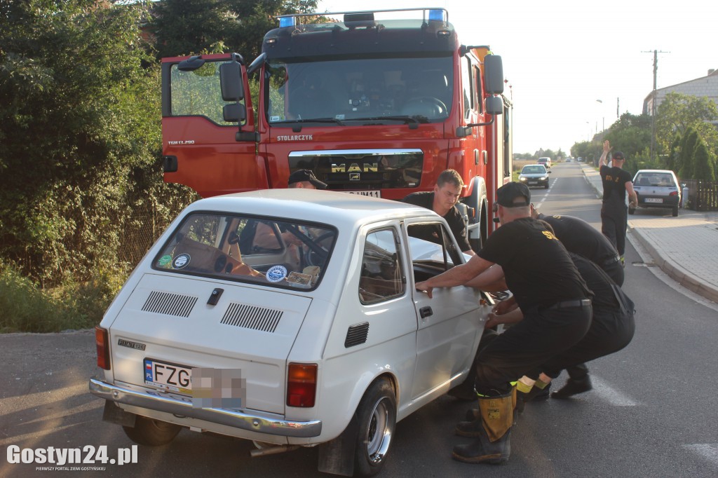 Jechał maluchem na wakacje do Rosji