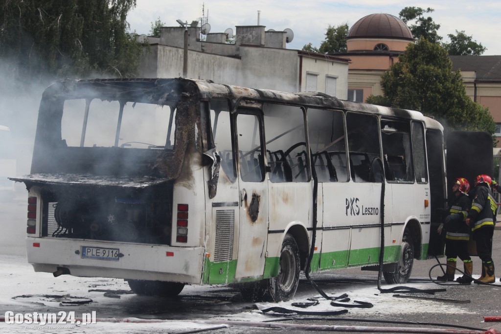 Na dworcu PKS w Gostyniu spłonął autobus