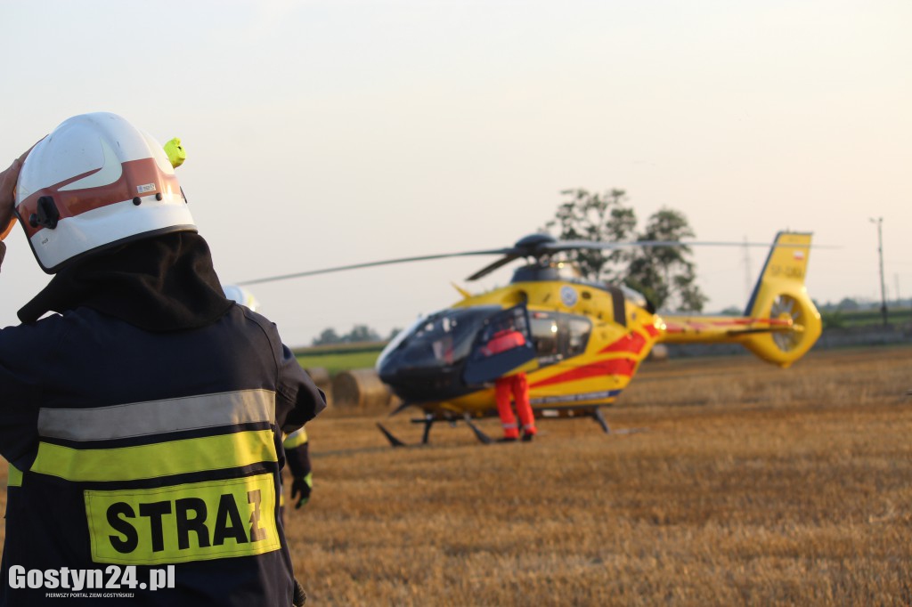 Spadł z dachu, wezwano helikopter LPR