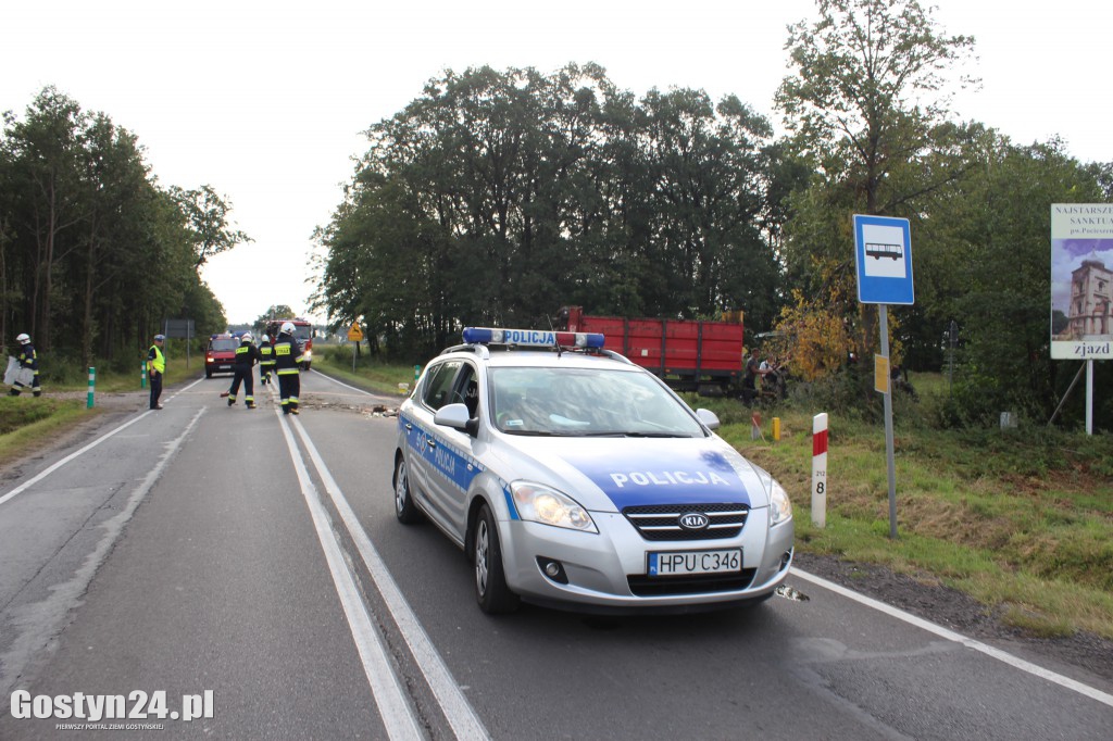 Nie miał prawa wyprzedzać ciągnika