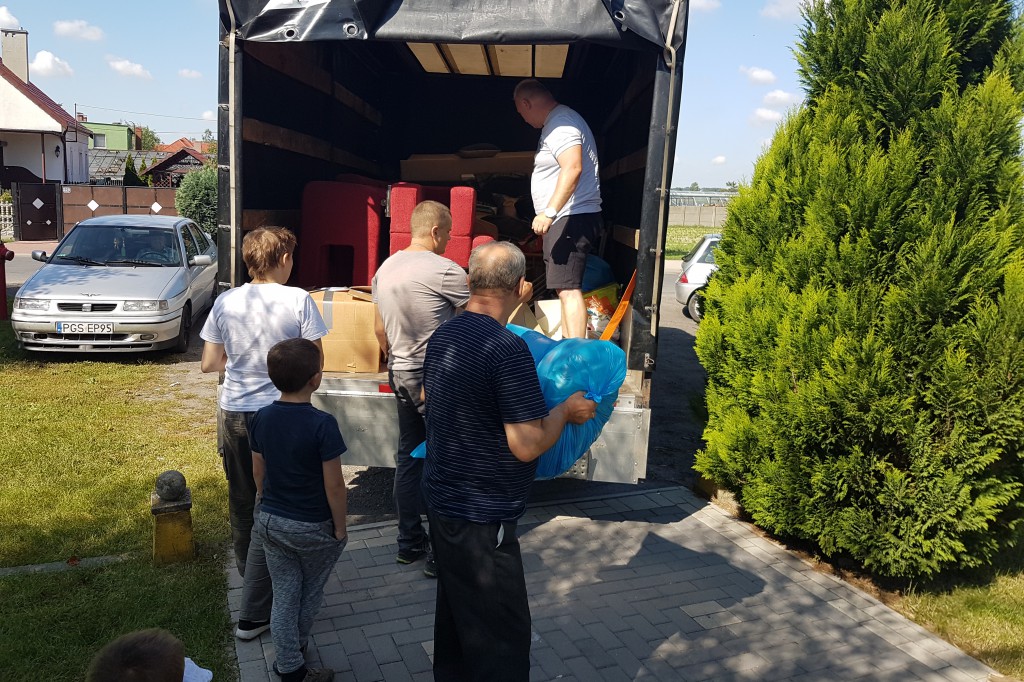 Transport darów przyjechał aż z Holandii
