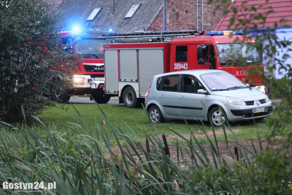 Mężczyzna spadł z drabiny i zginął