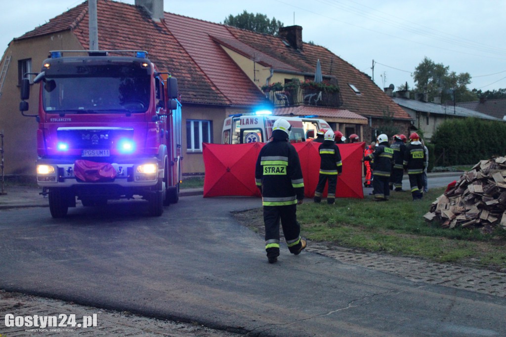 Mężczyzna spadł z drabiny i zginął