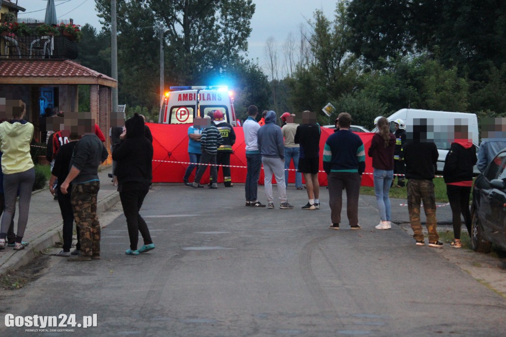 Mężczyzna spadł z drabiny i zginął