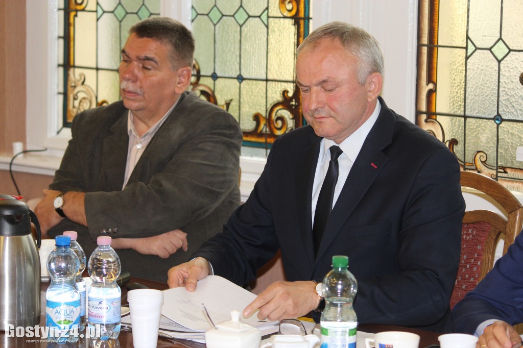 Samorządowcy błagają o pomoc lekarzy
