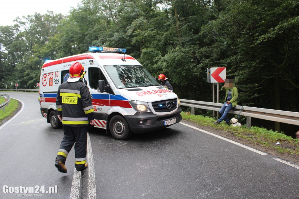 Zderzenie dwóch samochodów w Godurowie