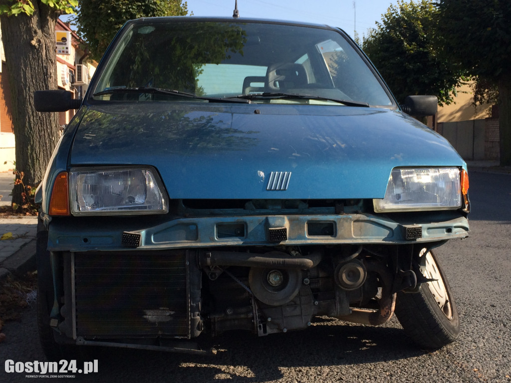 Zderzenie na skrzyżowaniu ulic Polnej i Parkowej