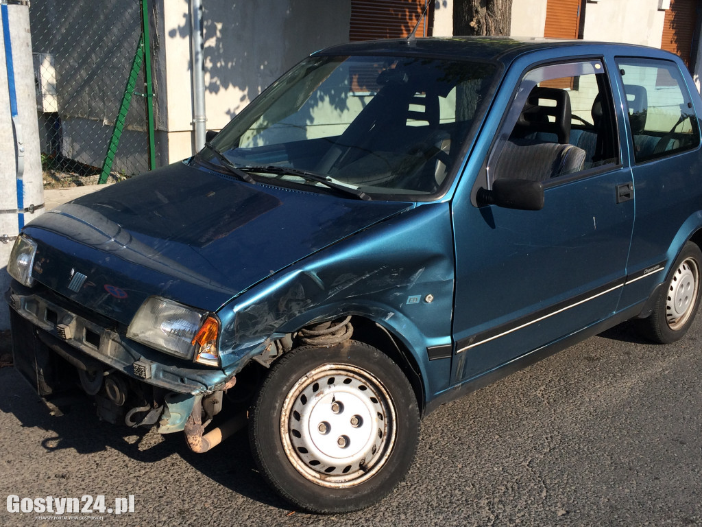 Zderzenie na skrzyżowaniu ulic Polnej i Parkowej