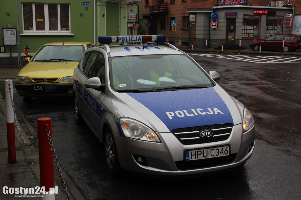 Potrącenie na przejściu dla pieszych w Gostyniu