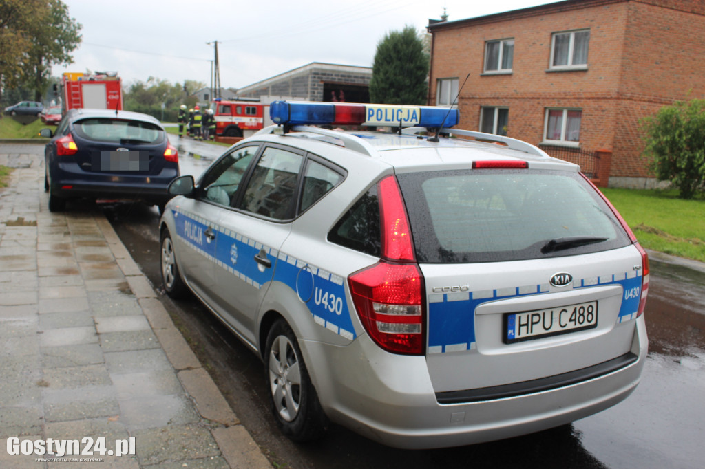 Zderzenie na skrzyżowaniu. Jeden kierowca w szpitalu