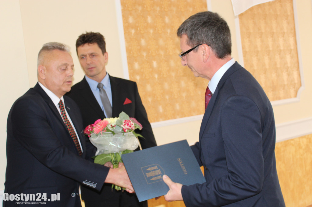 Nagrody z okazji Dnia Edukacji Narodowej w Gostyniu