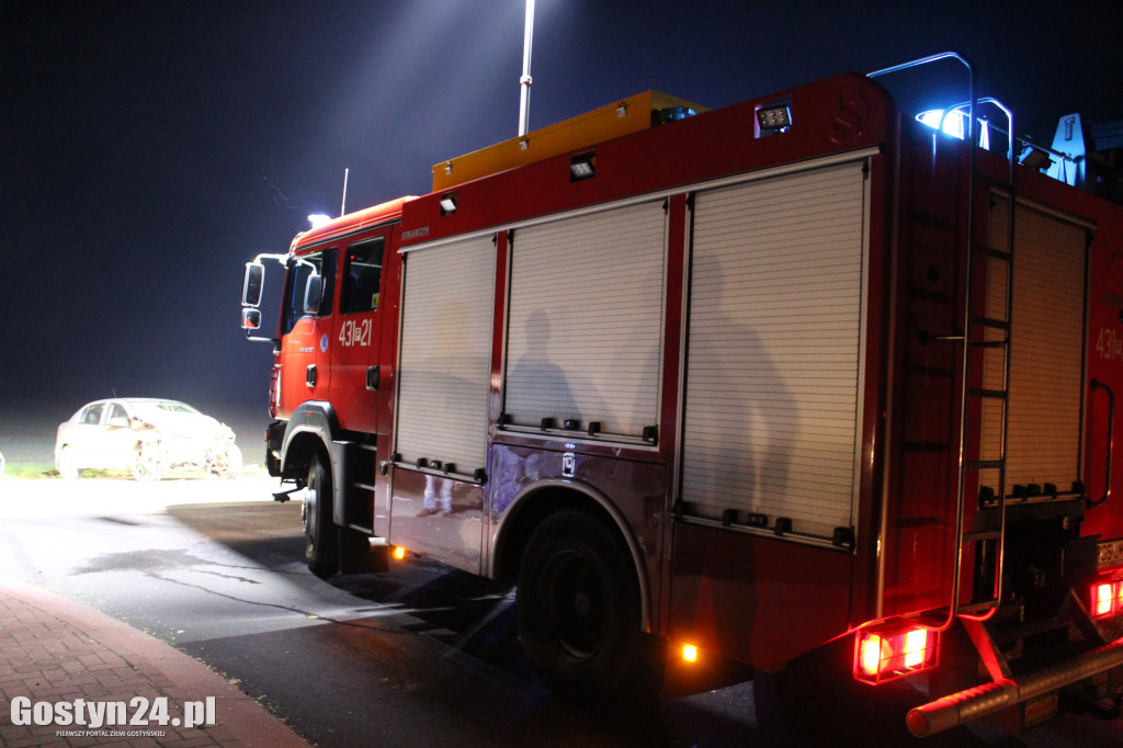 Wypadek na krajowej 12. Zderzyły się dwie osobówki