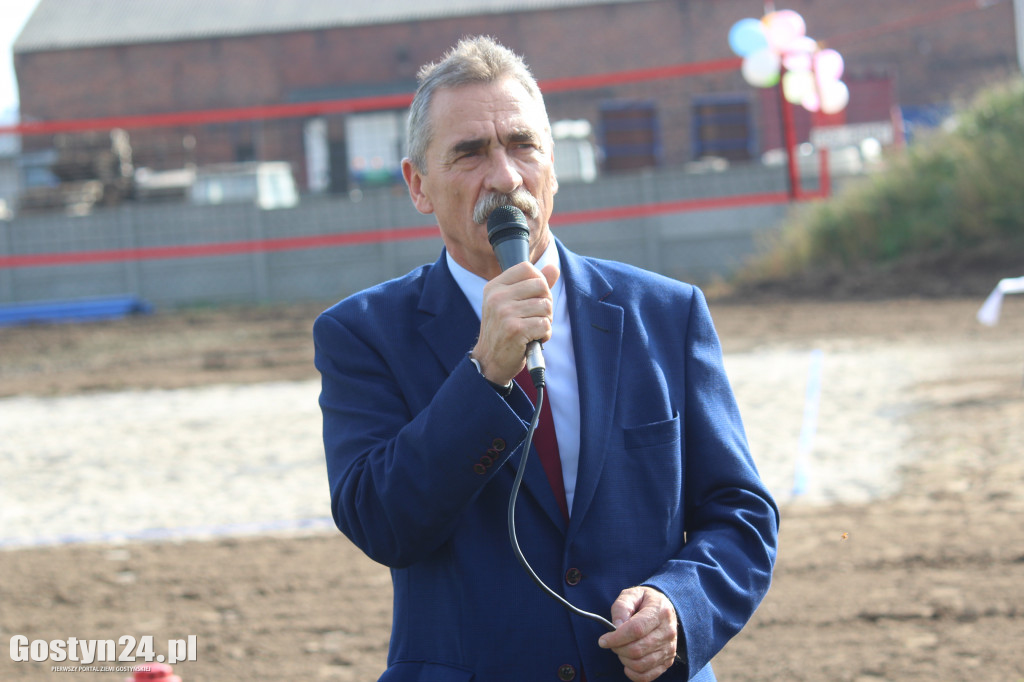 Otwarcie boiska do piłki plażowej w Strzelcach Wielkich
