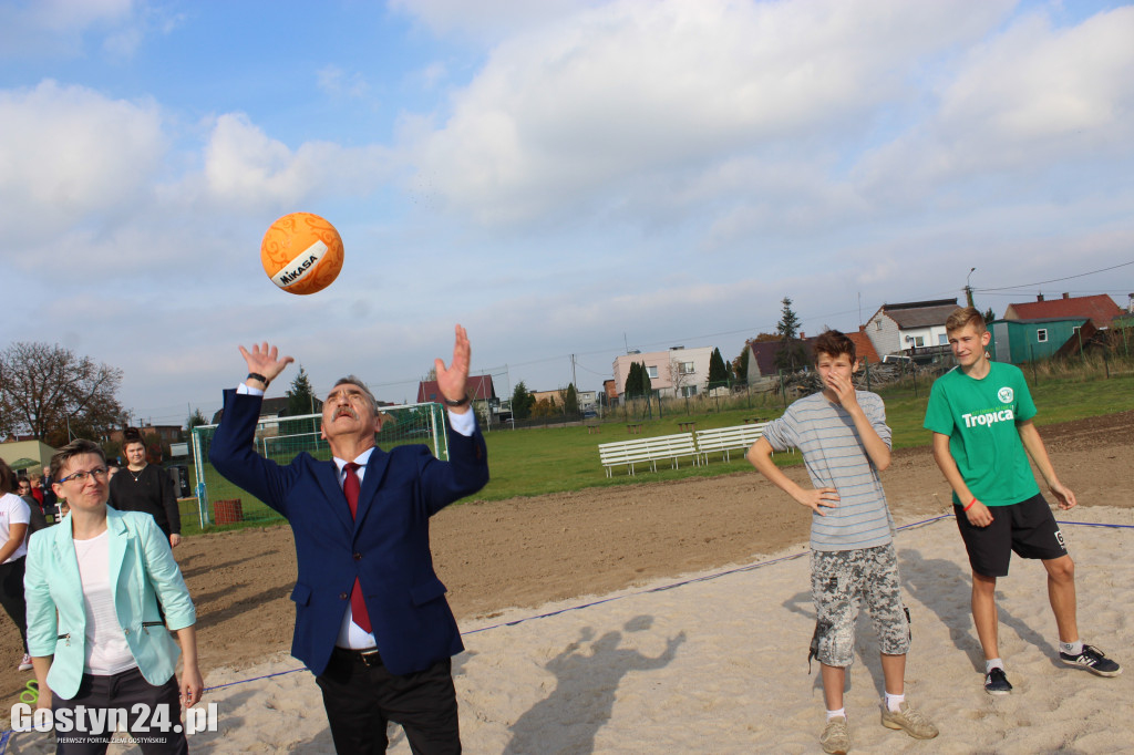 Otwarcie boiska do piłki plażowej w Strzelcach Wielkich