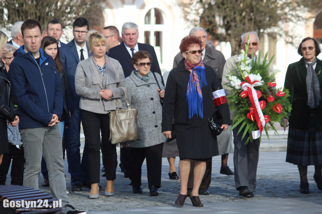 Manifestacja ku czci pomordowanych na gostyńskim rynku