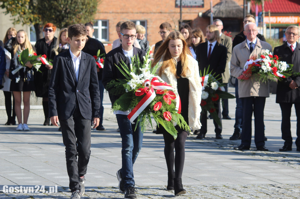 Manifestacja ku czci pomordowanych na gostyńskim rynku
