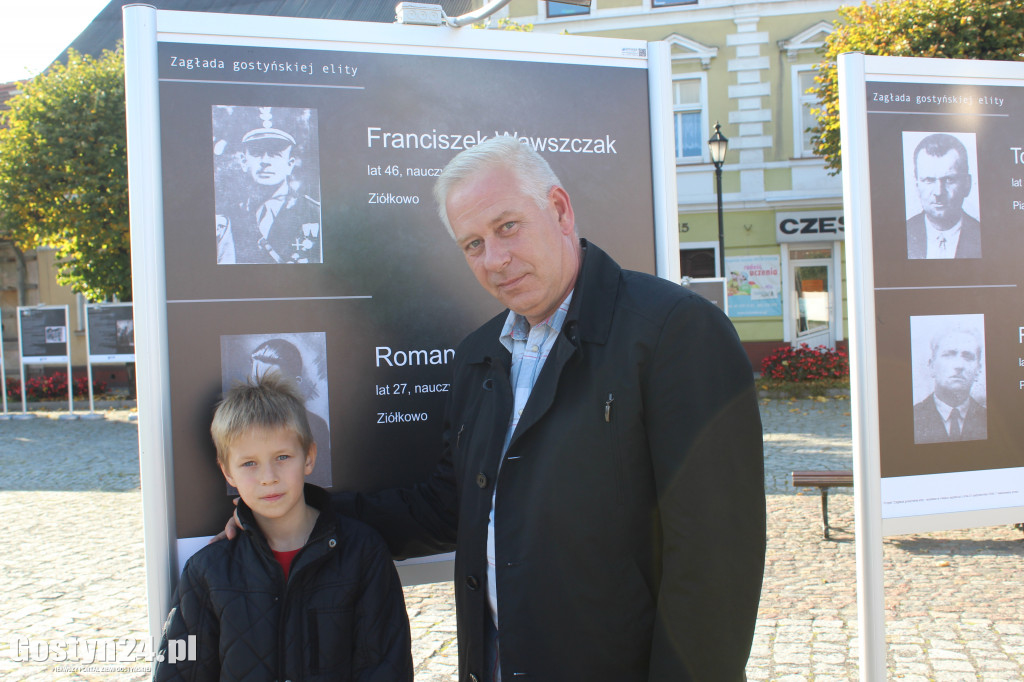 Manifestacja ku czci pomordowanych na gostyńskim rynku