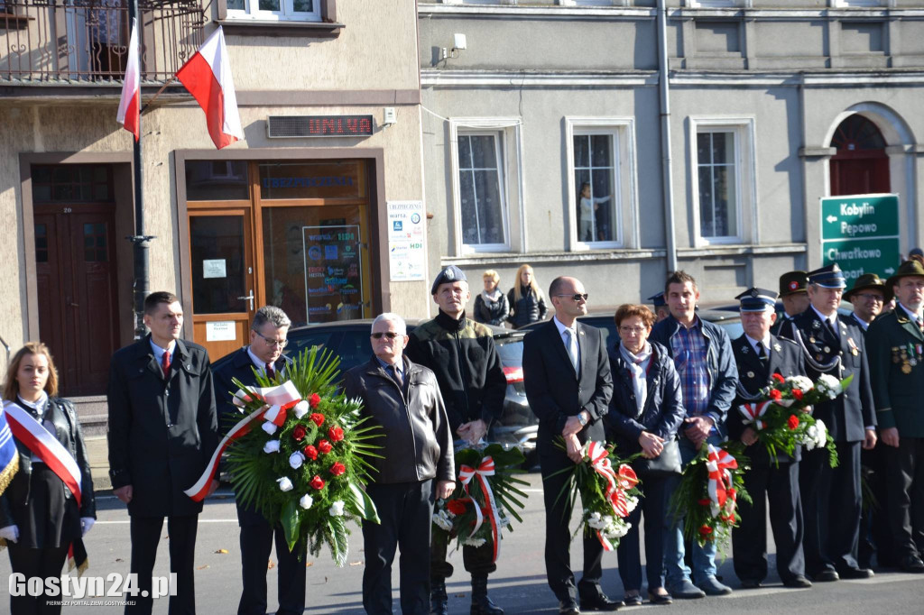 Upamiętnili rozstrzelanych na krobskim Rynku
