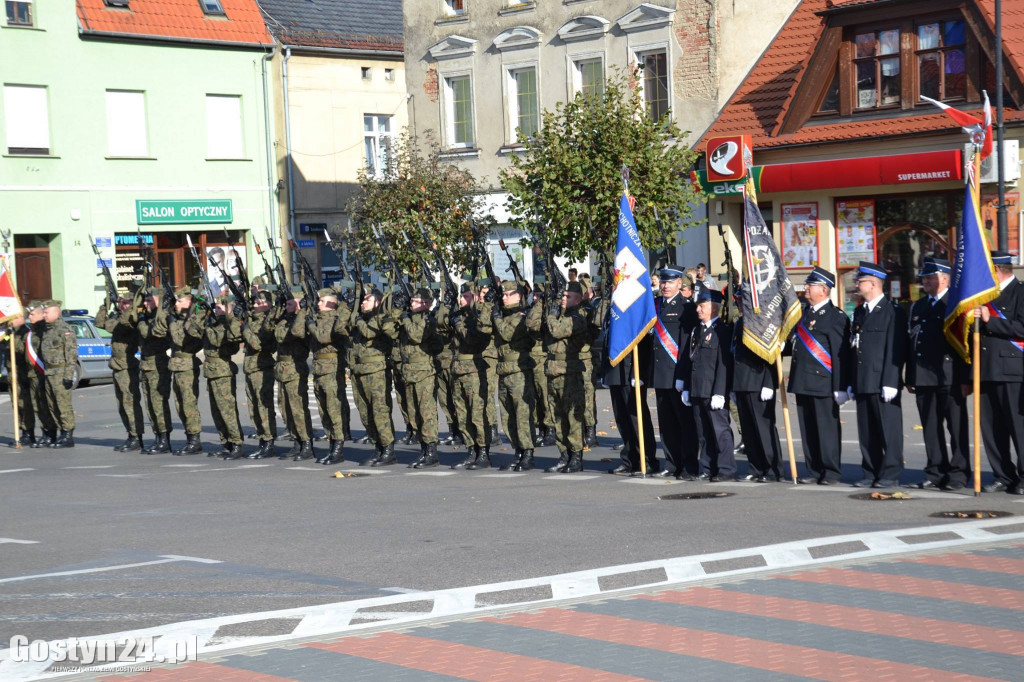 Upamiętnili rozstrzelanych na krobskim Rynku