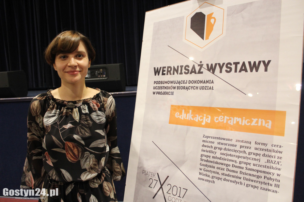 Wernisaż prac ceramicznych w gostyńskim Hutniku