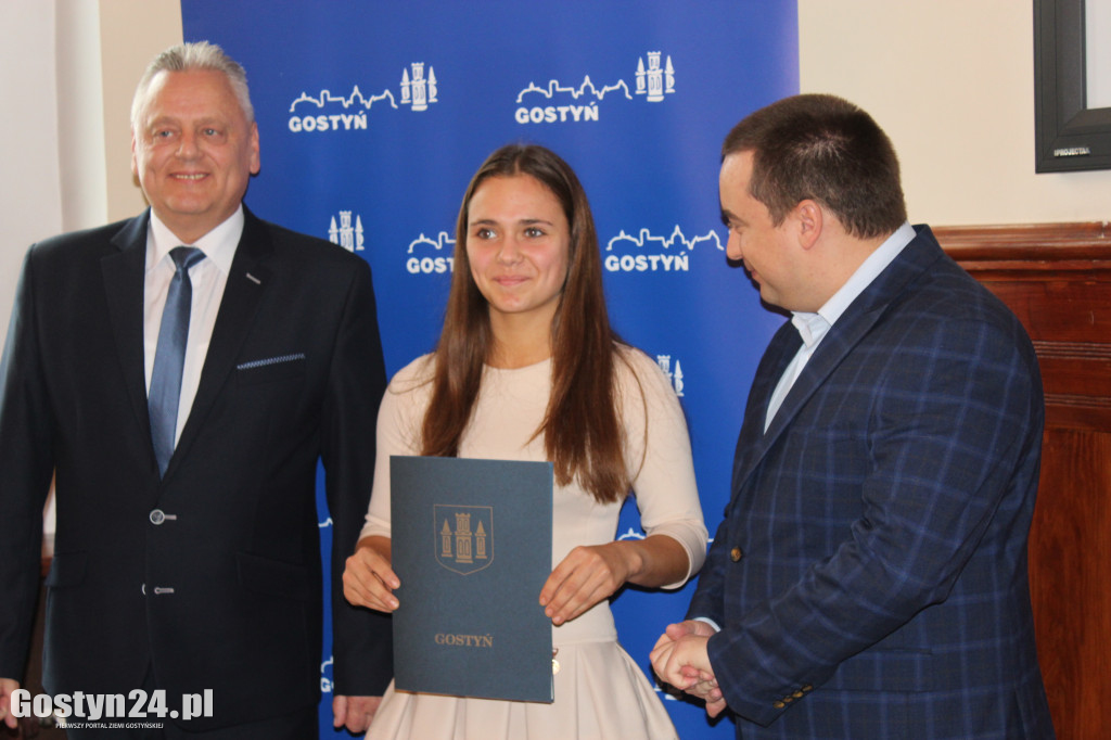 Stypendia dla gostyńskich sportowców
