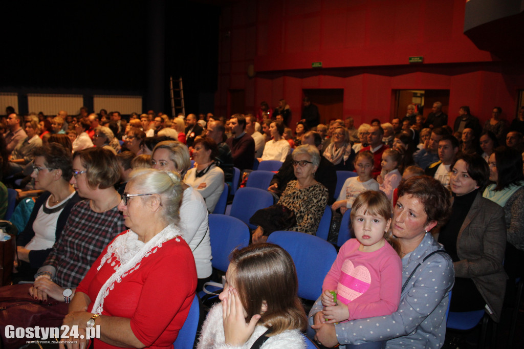 Przegląd Piosenki Patriotycznej w gostyńskim Hutniku